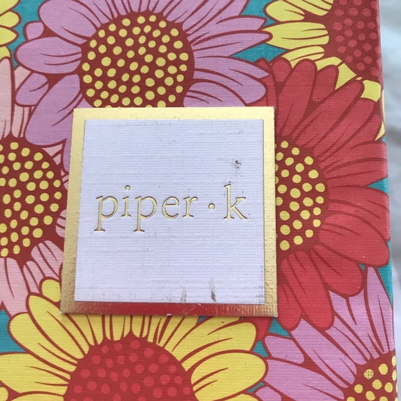 New hand beaded earrings - Picture 2 of 2